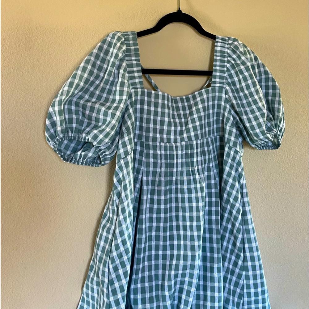 cute little picnic dress great condition!